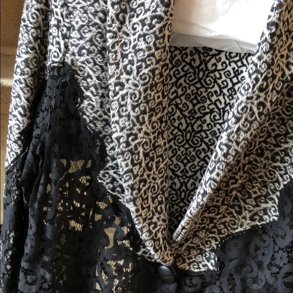 Jacket - Picture 4 of 4